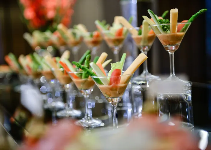 Centre Point Chidlom Отель 4*