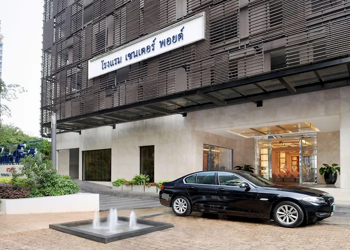 Centre Point Chidlom 4*